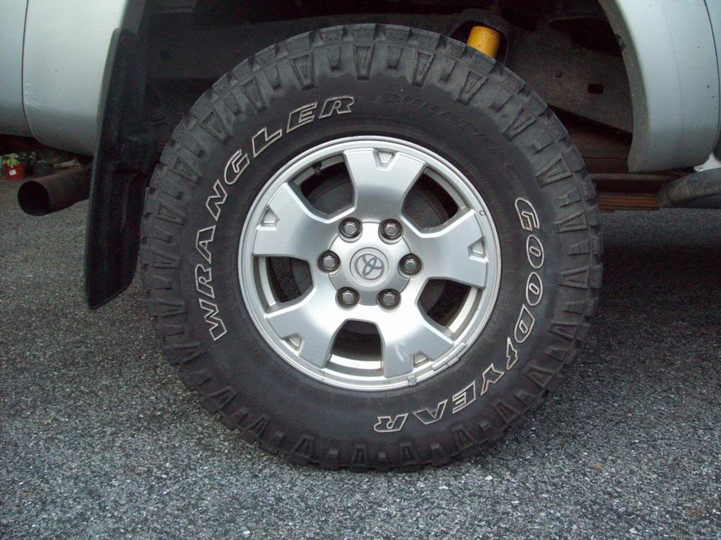 265 75 r16. Tacoma 285 75 r16. 265/75 R16 Escudo. 285/75 R16 для Toyota Land Cruiser 105. Goodyear Duratrac 265/75 r16.