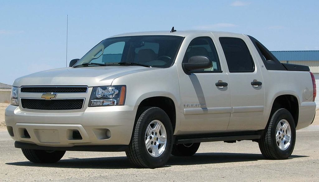1024px-2007_Chevrolet_Avalanche_LS.jpg