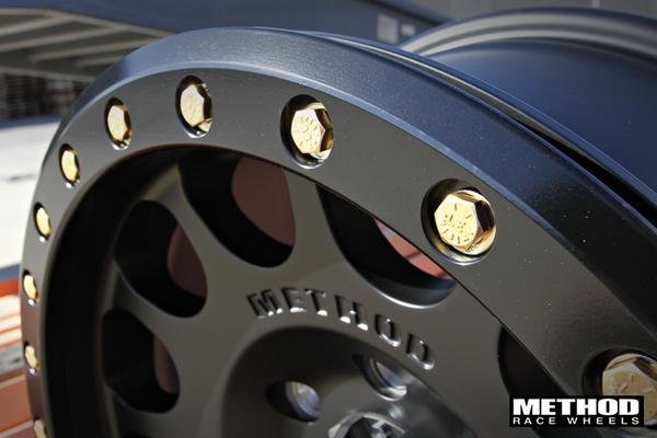 105_Ring_Bolts_214527e9-fe34-465b-a9db-3febba6c749b_grande.jpg