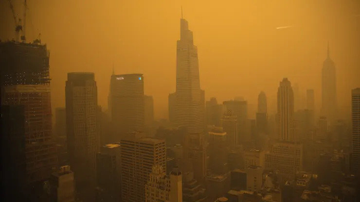 107252940-1686167710853-Air_Quality_NYC_Canada_Wildfires.jpg.jpg