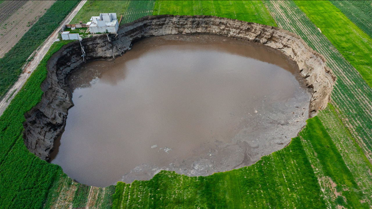 10773011_061021-sinkhole-getty.jpg