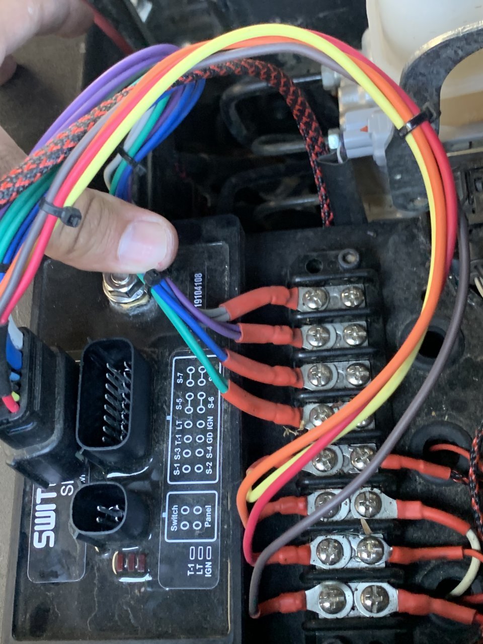 10FDA846-52FB-46CC-BA4E-DF17E9210AF6.jpg