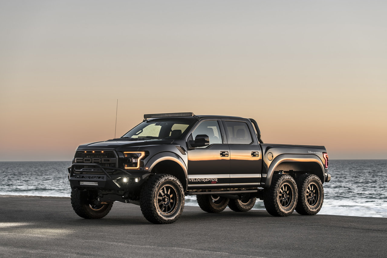 11-hennessey-velociraptor-6x6.jpg
