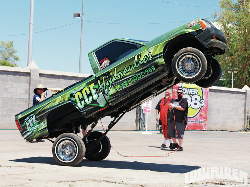 1110-lrmp-14-o-2011-lowrider-tour-phoenix-hop-competition-truck-hopping.jpg