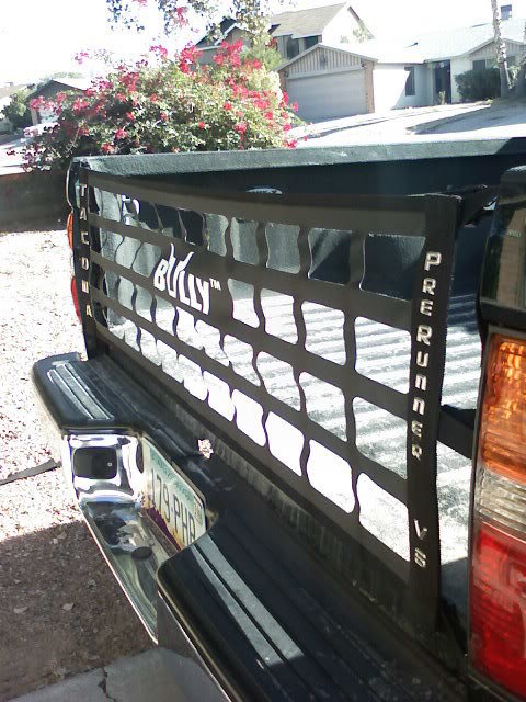 Anyone have pics of First Gens with a Net Tailgate?