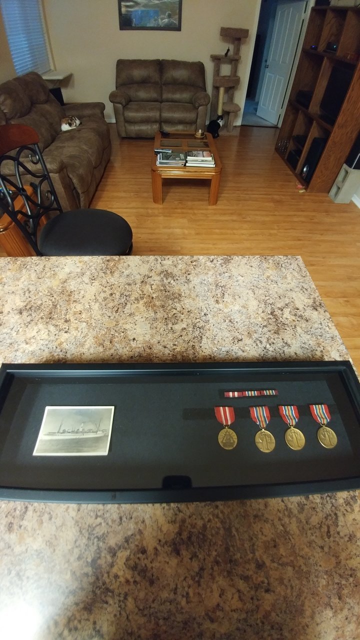1129171638.jpg