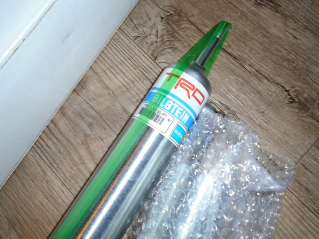 1201010026 (1024x768).jpg