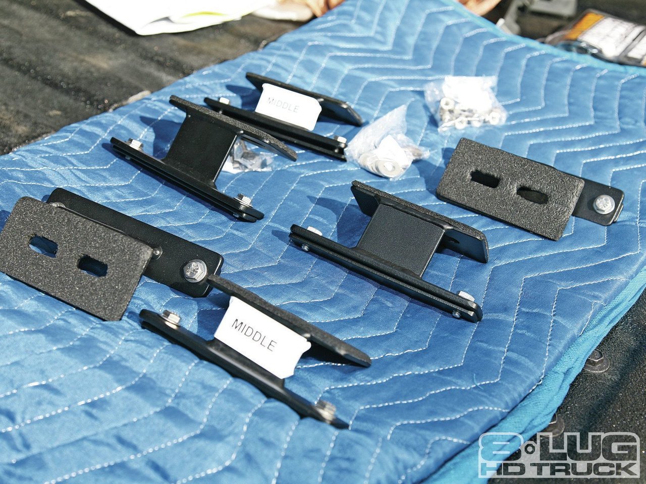 +1202-8l-05+bajarack-roof-rack-installation+bajarack-hardware.jpg