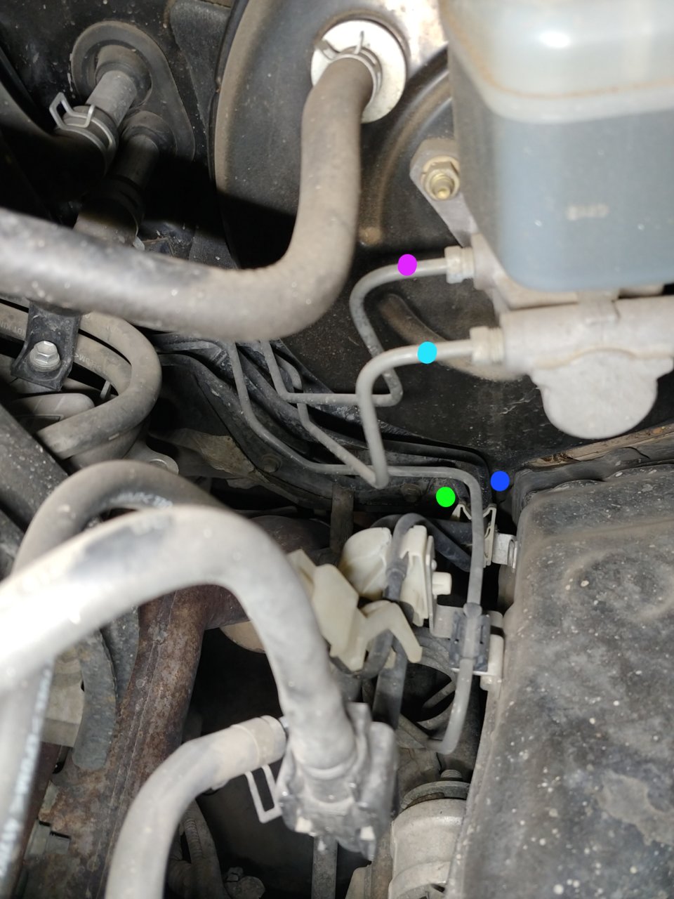 Brake line routing on 0512 trucks World