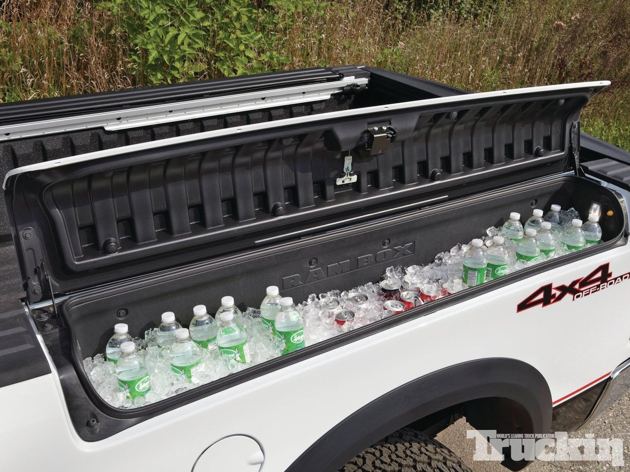 1213tr-03+top-5-trucks-for-tailgating+ram-box-ice-chest.jpg