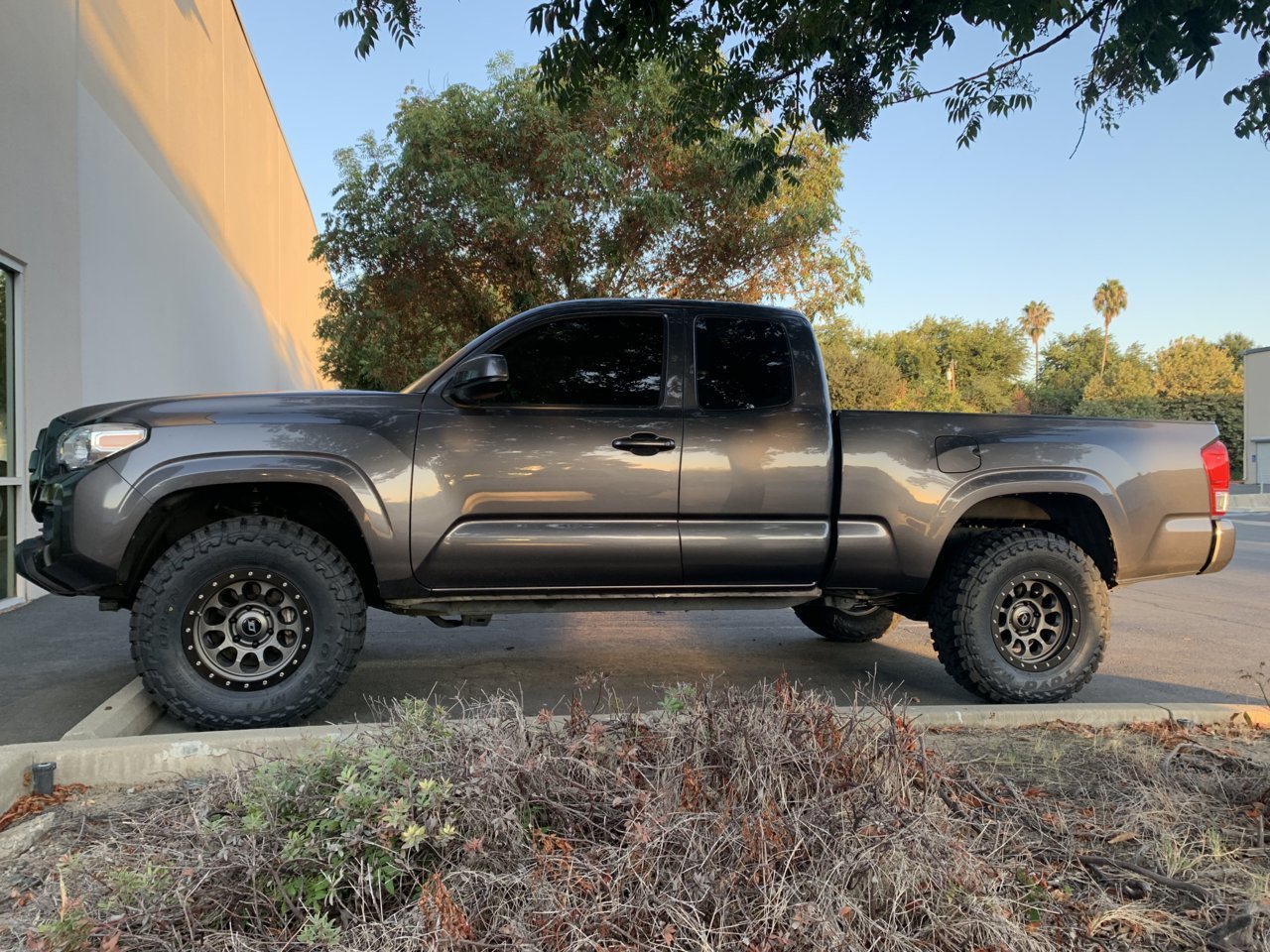 FS: Toyo MT + SCS Ray10s | Tacoma World