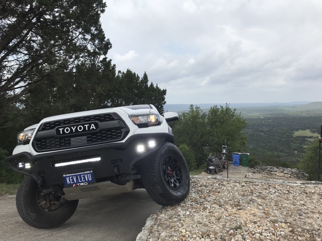 First Impression Tacoma 3rd Gen 2016 Body Armor 4x4 Desert