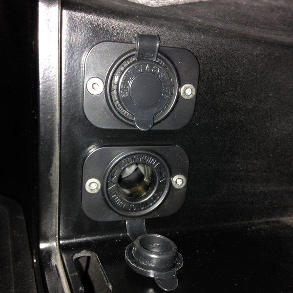 12V Plugs.jpg
