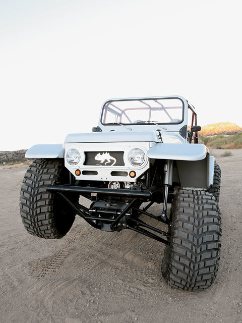 131_0803_02_z_custom_toyota_land_crusier_d8e951a00da3e405d27a381a48482211cbd5cb3f.jpg