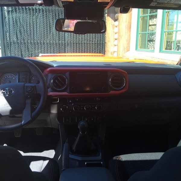 16 tacoma manual shifter.jpg