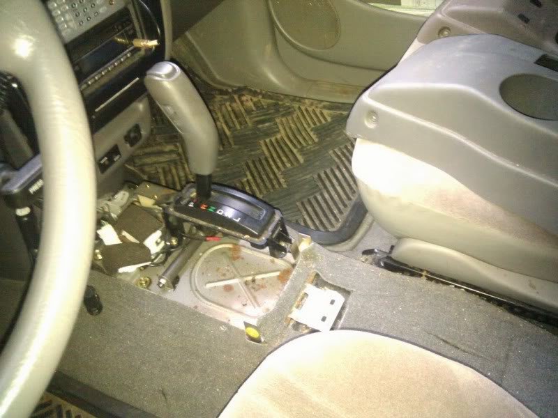 16-TransShifterplatebeforeholeplasticrem_d1be707b934b7b64d3b62a2c14837a8571b63064.jpg
