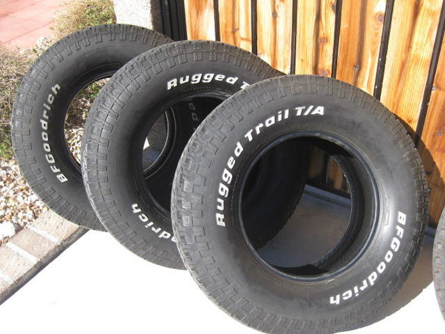 16 wheels and tires 2-1-11 001.jpg