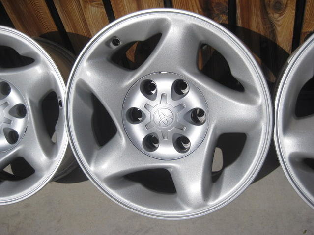 16 wheels and tires 2-1-11 015.jpg