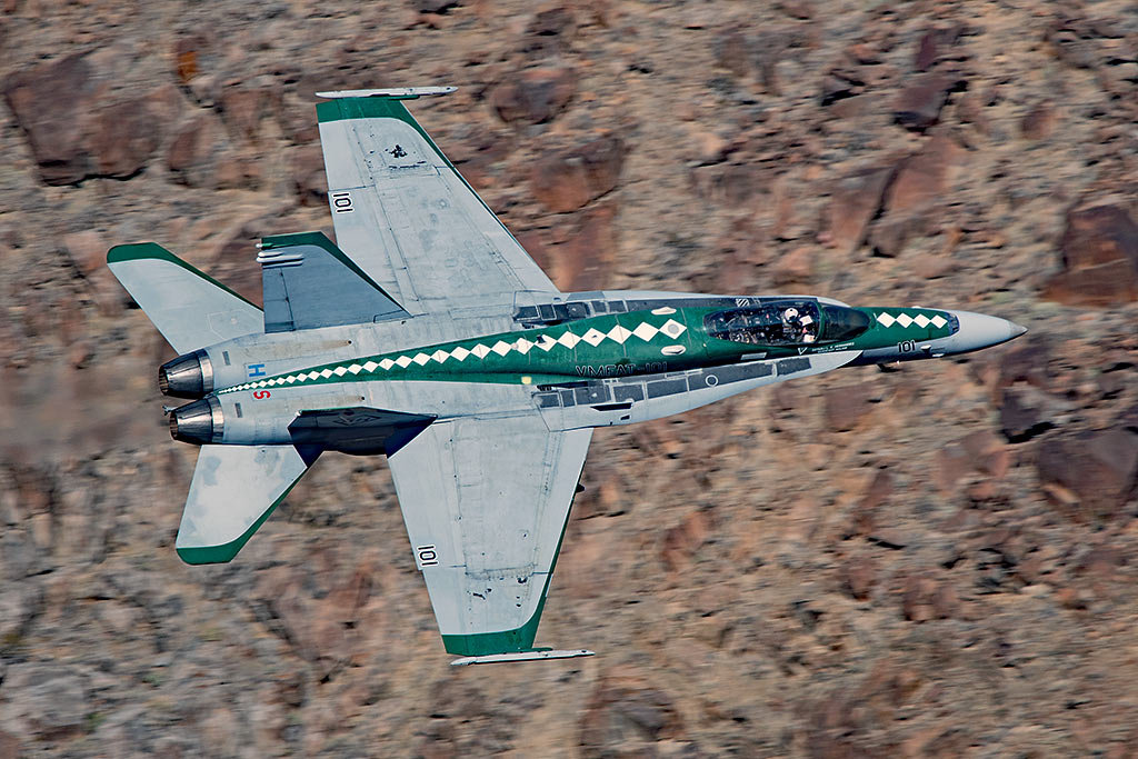 164045-F-18C-SH-101.jpg