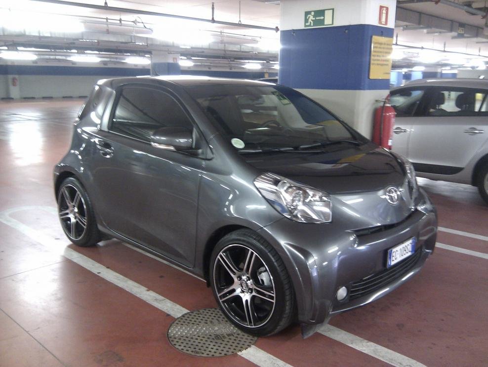 1668d1348165652-magnetic-gray-metallic-s_55c21a1b4176955ff789811d88e676ea04b31fd1.jpg