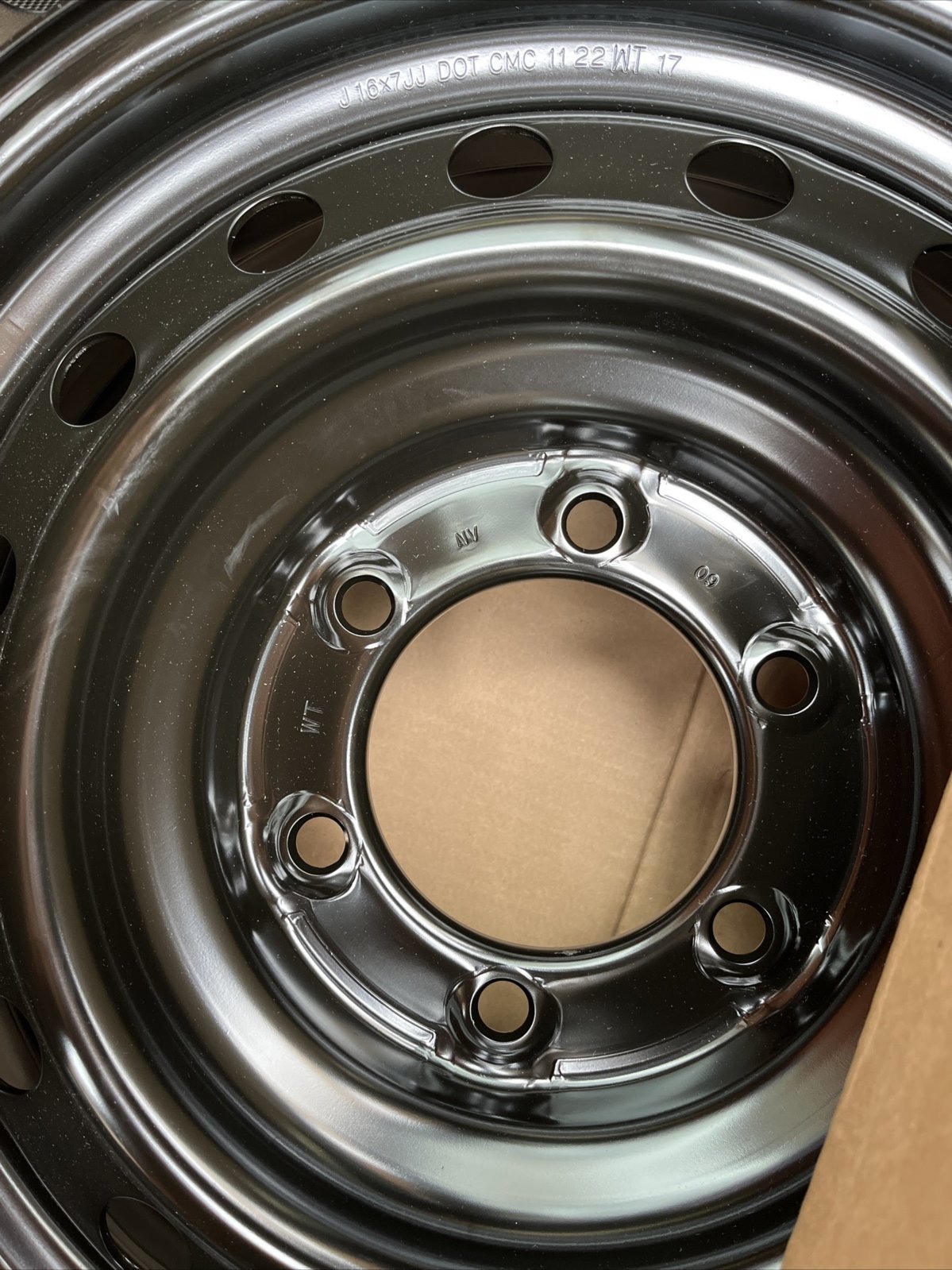 16x7 wheel.jpg