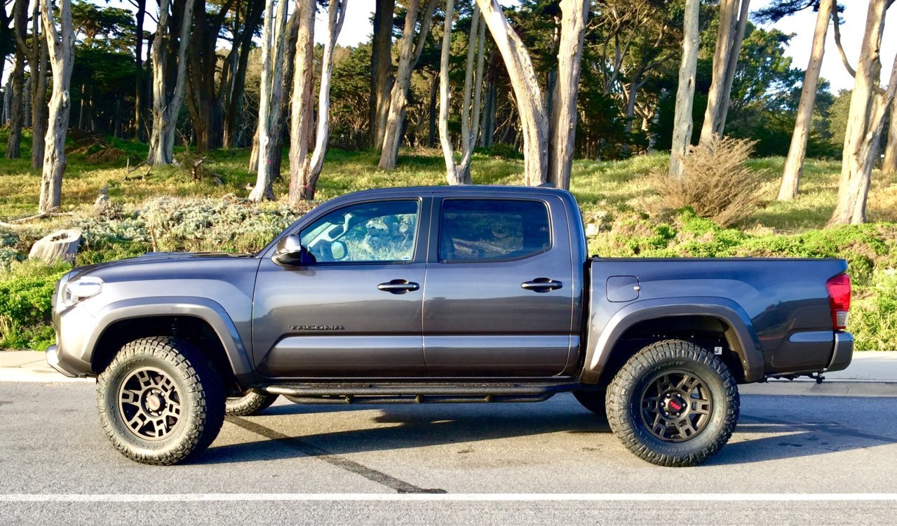 17 tacoma 4.jpg