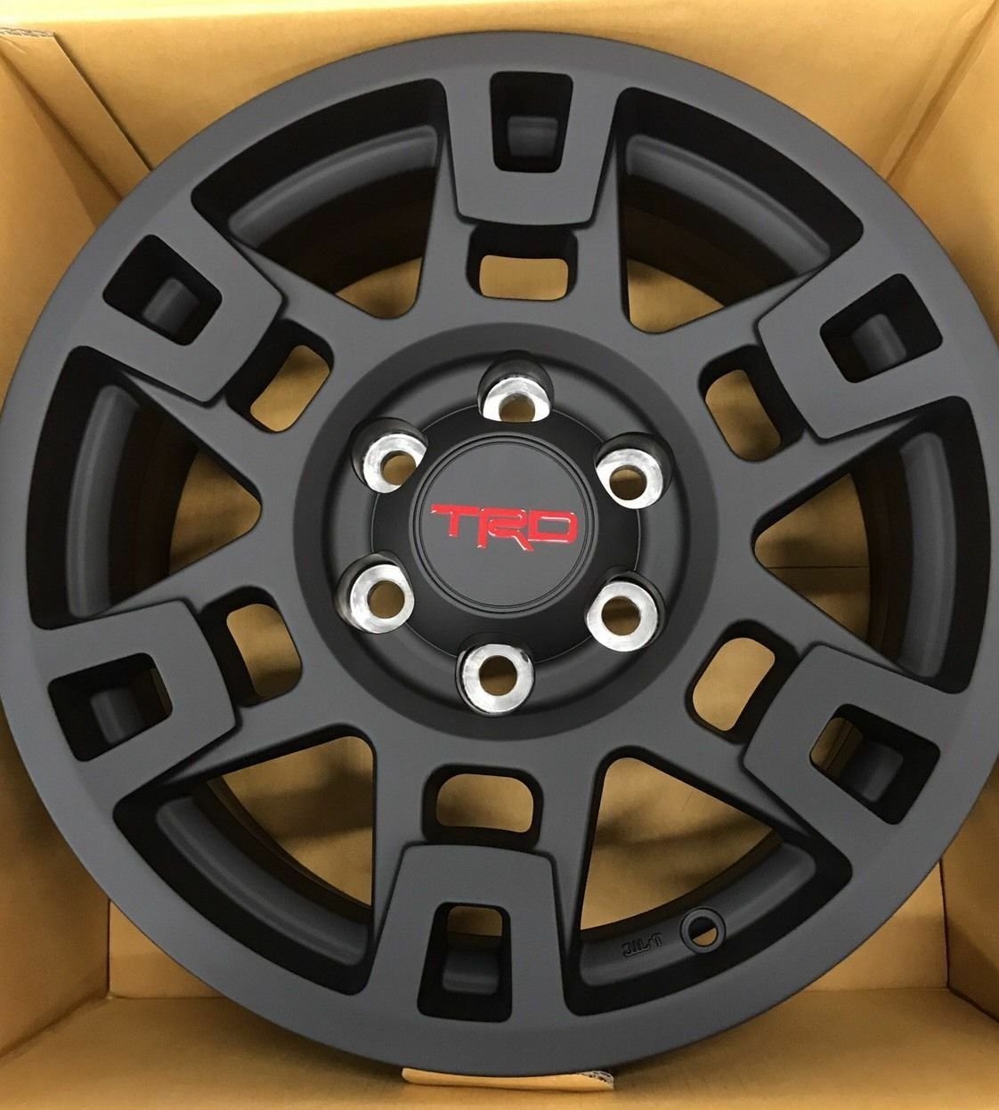 17in TRD rims.jpg