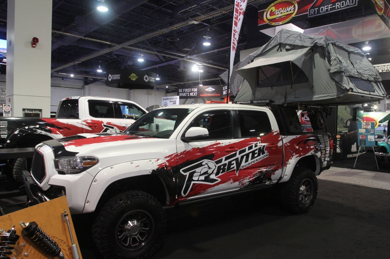 18-2018-sema-show-tents-of-sema.jpg