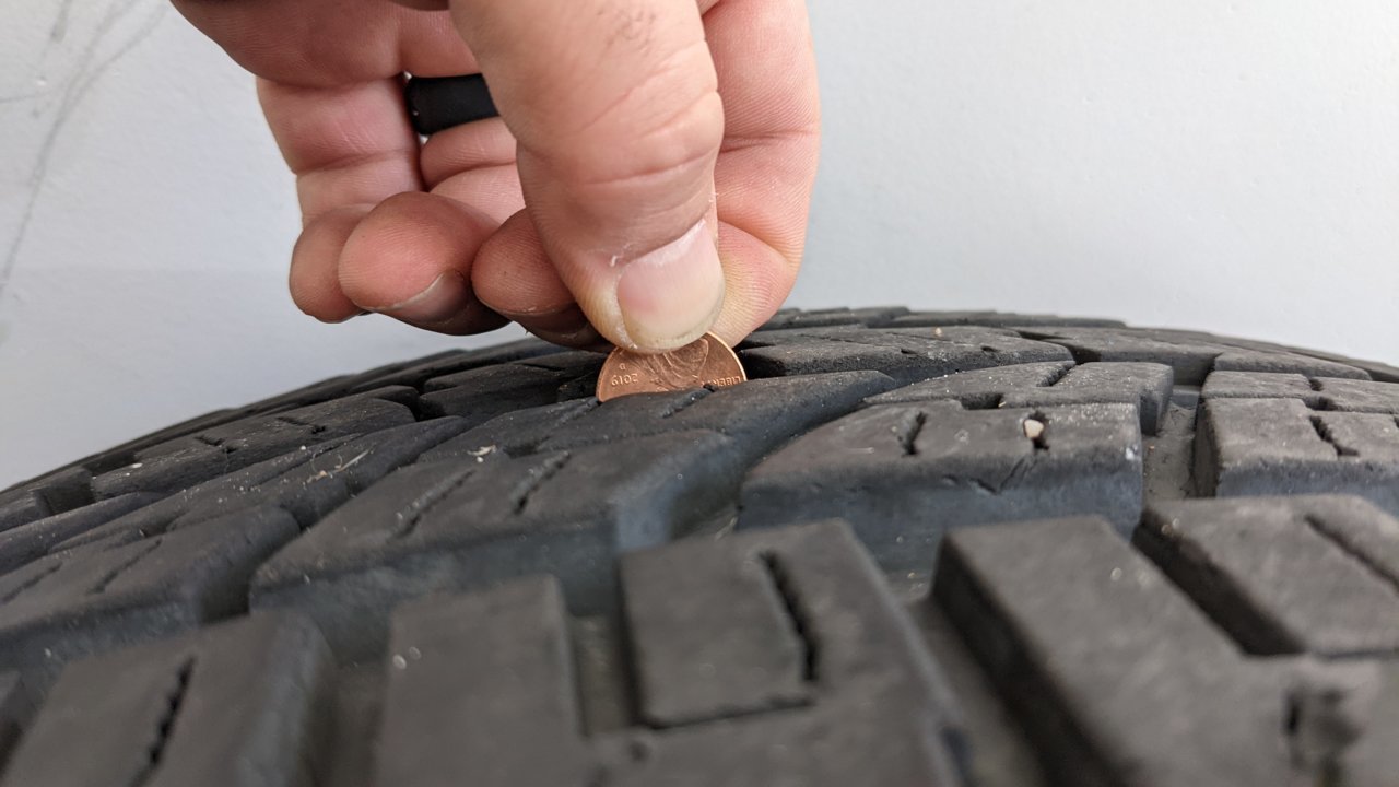 18 Tire 3 Depth.jpg