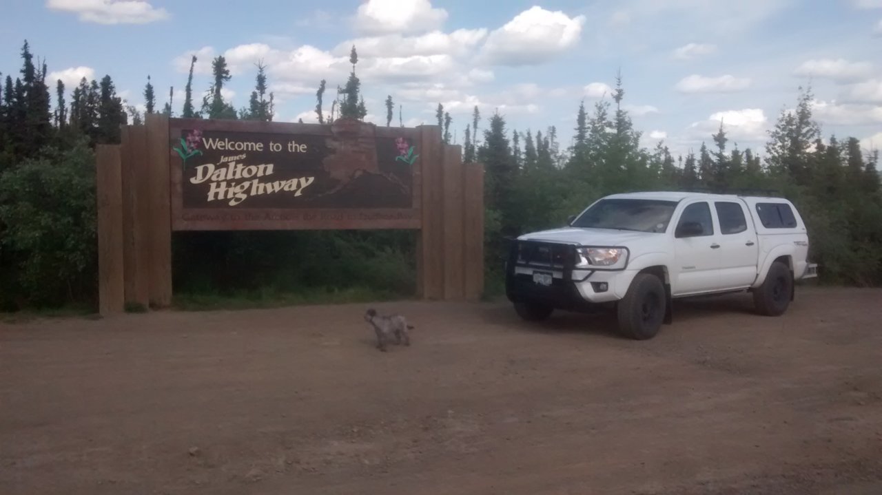 180608_15;54;54-Dalton Highway sign.jpg