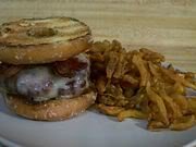 180px-Perfect_luther_burger_7f58ce27d308047c16aec8dc9aff1bc01dbd5478.jpg