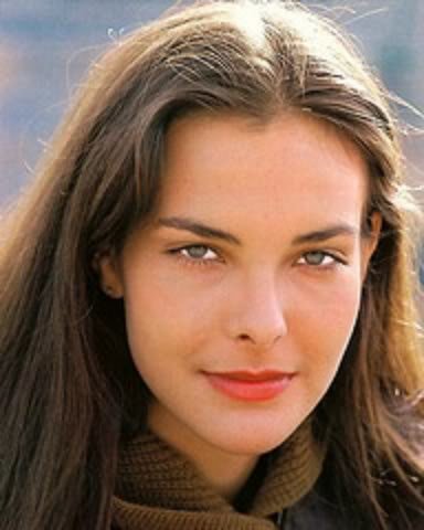 18425783_Carole_Bouquet_1_d19b46ec40fb5c5db0023c415923eb3be034a146.jpg