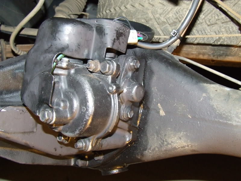 189798d1501885158-toyota-e-locker-retrof_d59e0379c83a364dbe8bf92f5452d3079c1bc27c.jpg