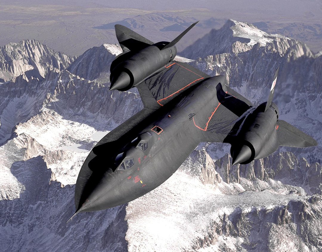 1920px-Lockheed_SR-71_Blackbird.jpg