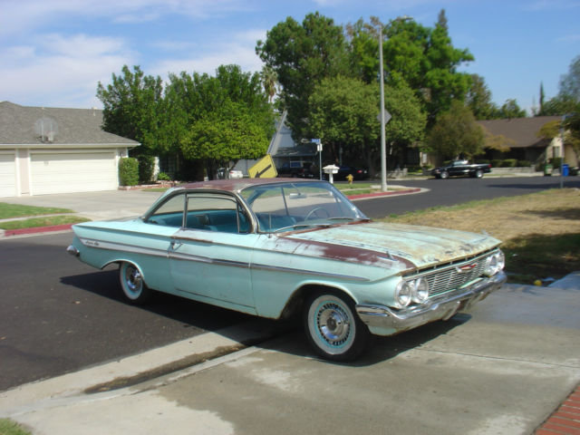 1961-chevy-impala-2-door-bubbletop-barn-find-original-paint-1958-1959-1960-1962-1.jpg
