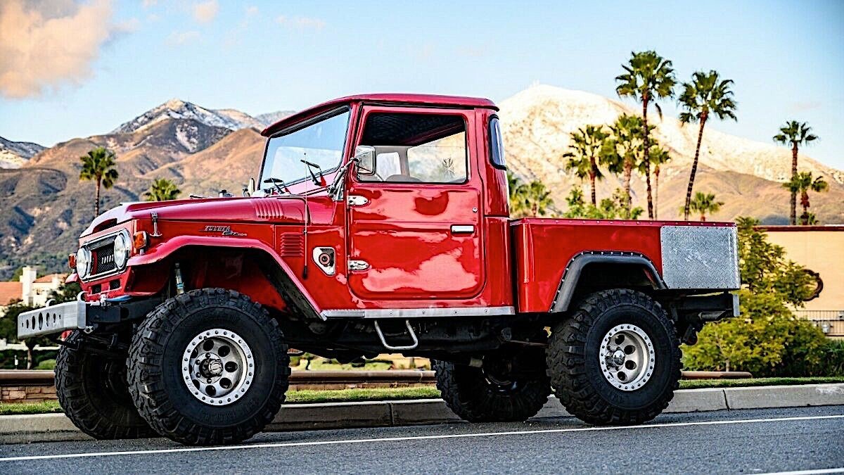 1965-toyota-land-cruiser-fj45-short-bed-is-pure-off-road-poster-truck-art_14.jpg