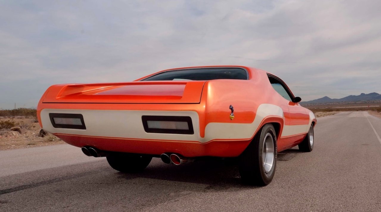 1971 Plymouth Roadrunner 4.jpg