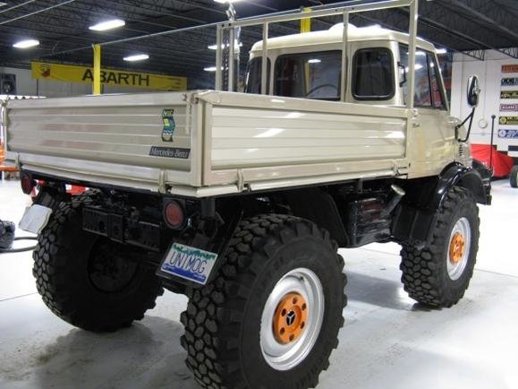 1974 UNIMOG rear.jpg