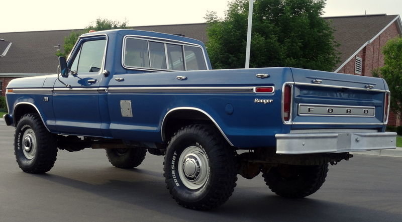 1975-Ford-Ranger-F250-Highboy.jpg