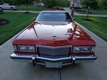 1976 Rivera.jpg