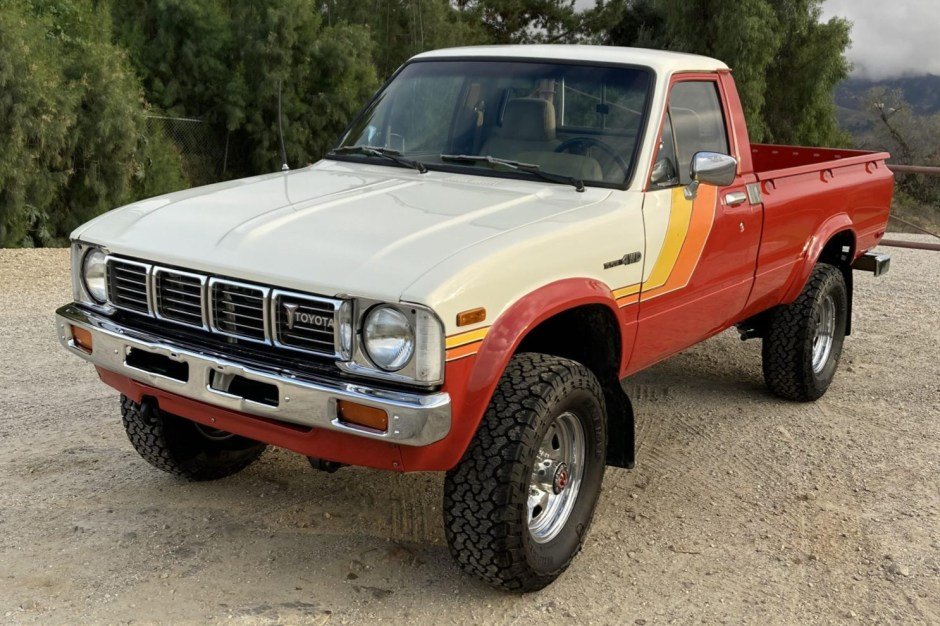1981_toyota_pickup_img_7143-22591.jpg