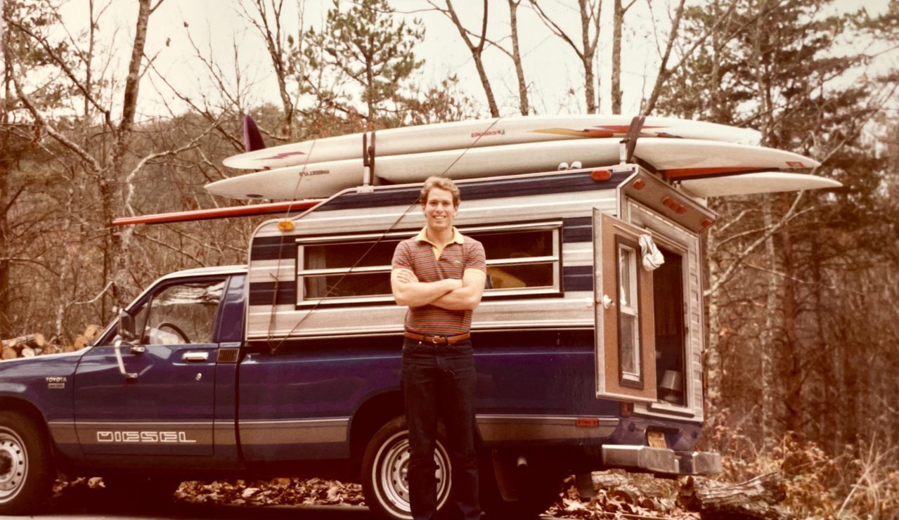 1982 Toyota  HiLux Diesel.jpg