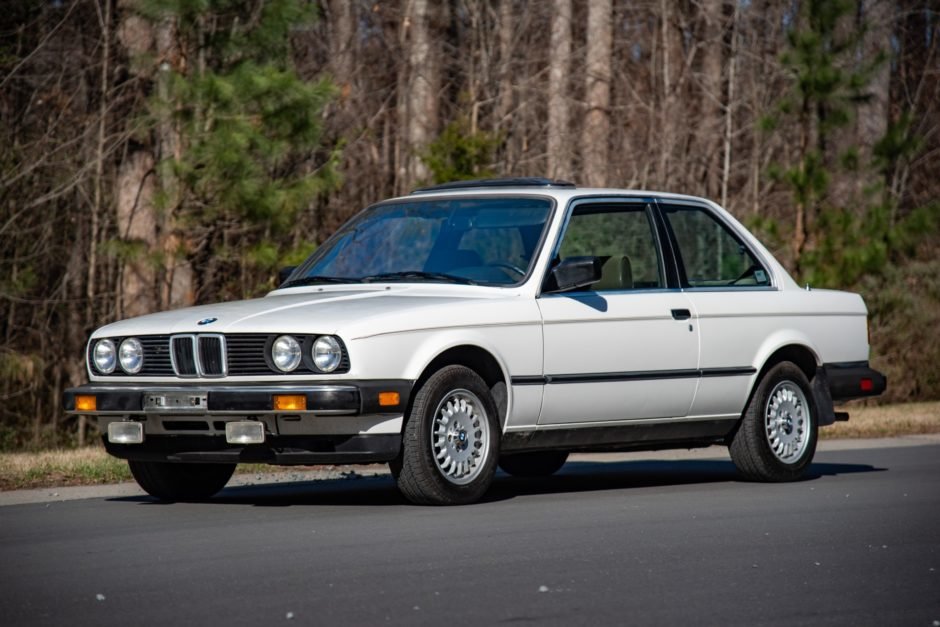 1984_bmw_318i_15508600668cb09f9092e0d5DSC_1895-940x627.jpg