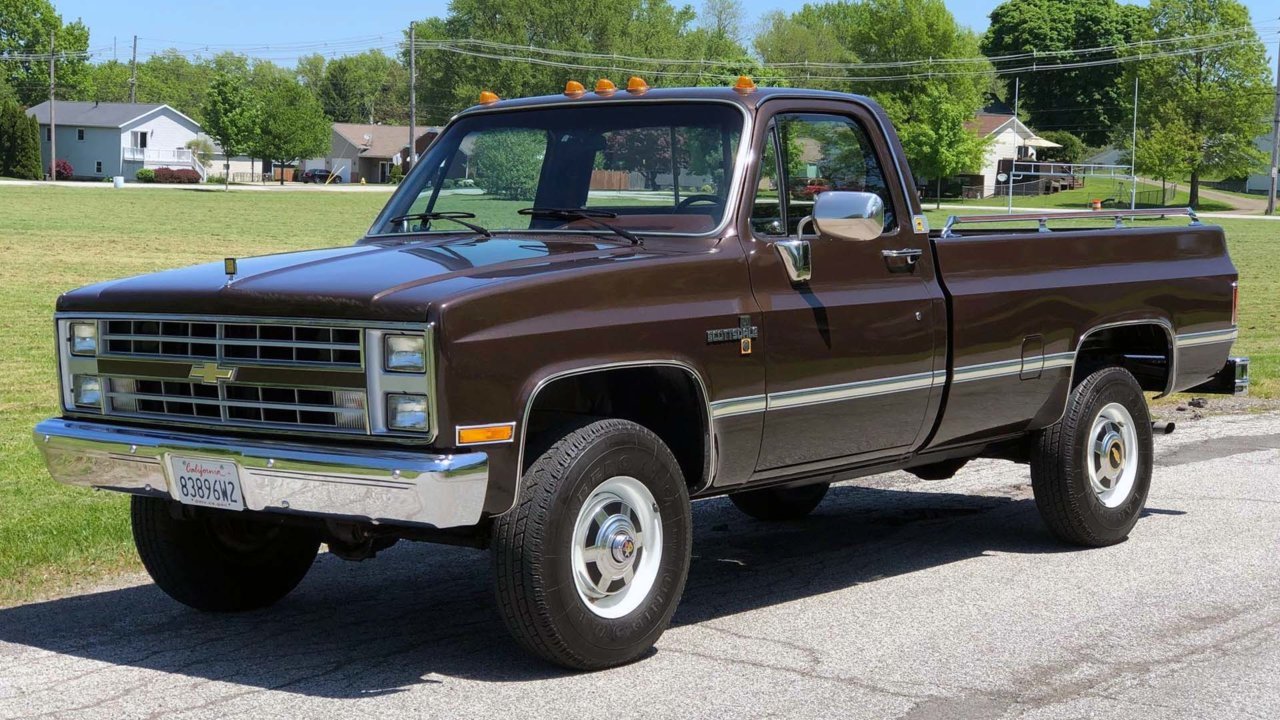 1985-chevrolet-k20-1.jpg