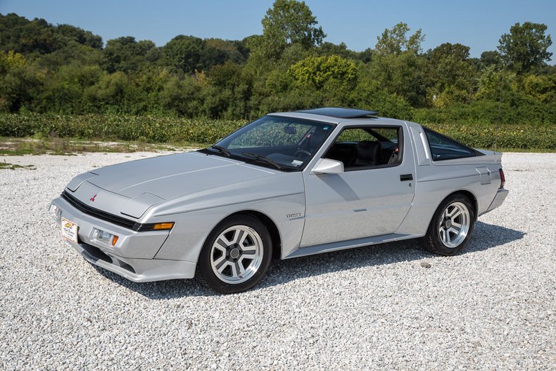 1986-Mitsubishi-Starion-01.jpg