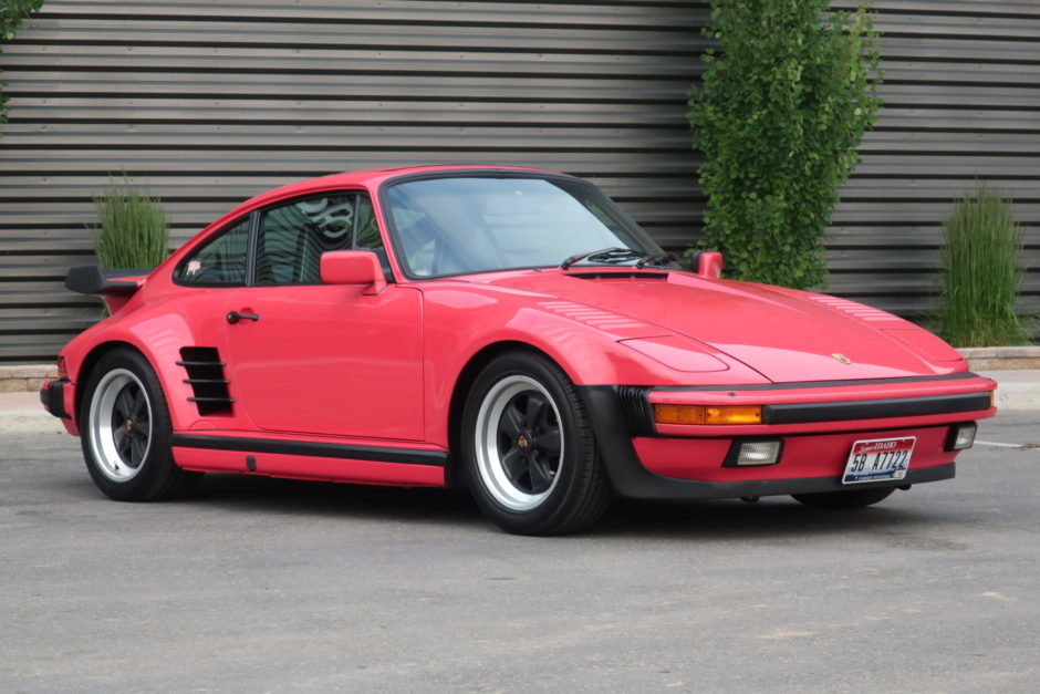 1987_porsche_911_turbo_15652808408495d565ef61987-Slantnose-1-e1567655407462-940x627.jpg