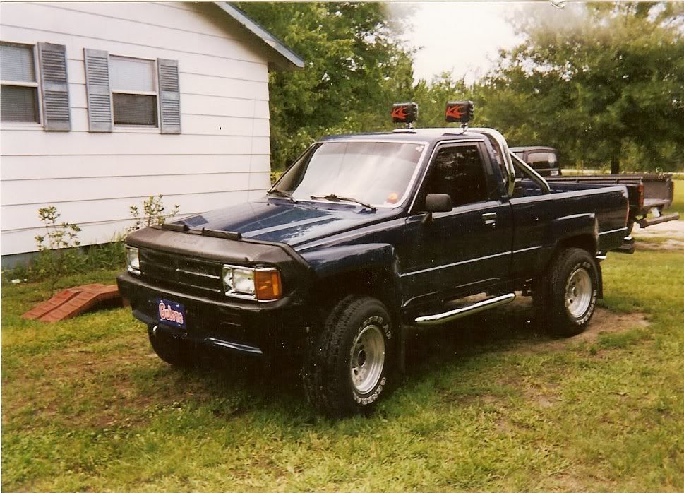 1987Toyota1_2c118b531eab4509ca9899dd28d9a0798a1cbd58.jpg