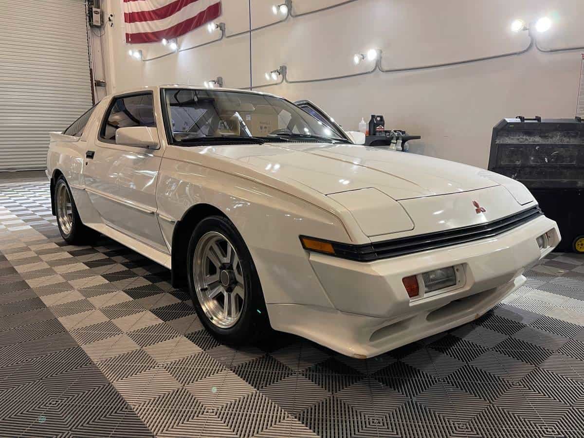 1988-Mitsubishi-Starion.jpg