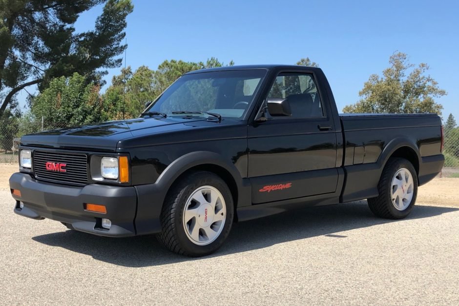 1991_gmc_syclone_1566857011d565ef66e7dff9f91-Syclone-1-2-e1568221683998-940x627.jpg