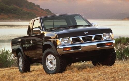 1995_nissan_truck_extended-cab-pickup_se-v6_fq_oem_1_500.jpg